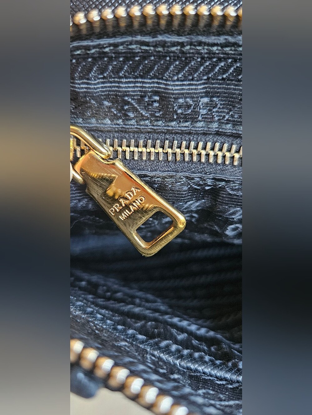 Authentic Prada Tessuto & Saffiano Crossbody Bag / Clutch (Nero/Black) - Picture 12 of 14